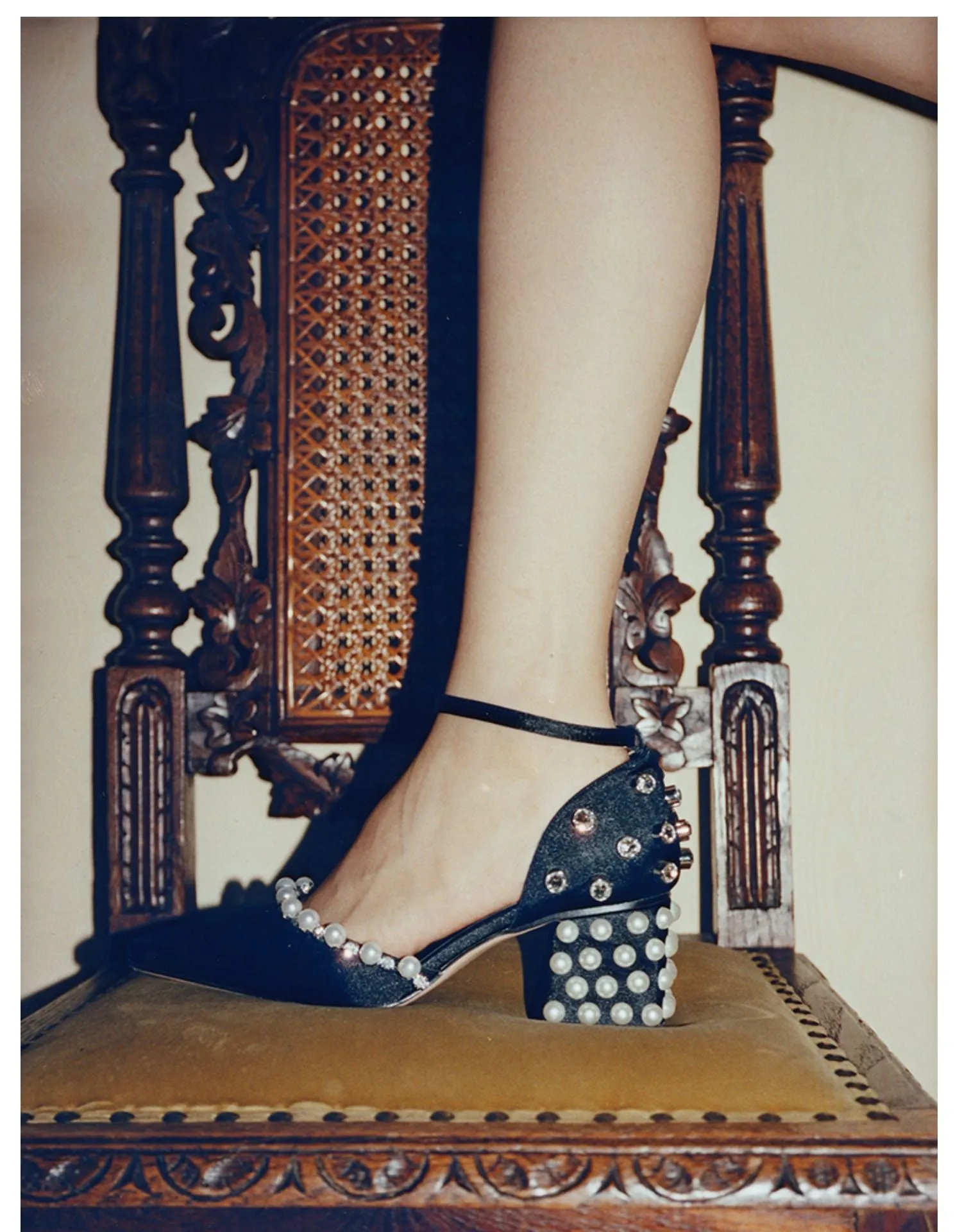 B-FEI Original Design Accent Pearl Rhinestone Single Shoes Middle Heel Retro Elegant Mary Jane Shoes- Elena