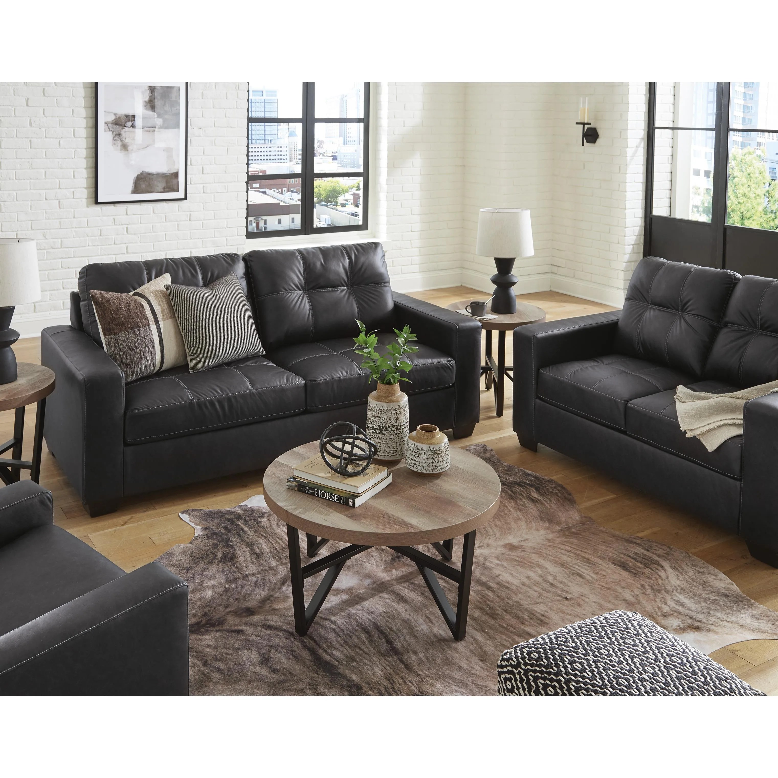 Benchcraft Barlin Mills Leather Look Queen Sofabed 1700439