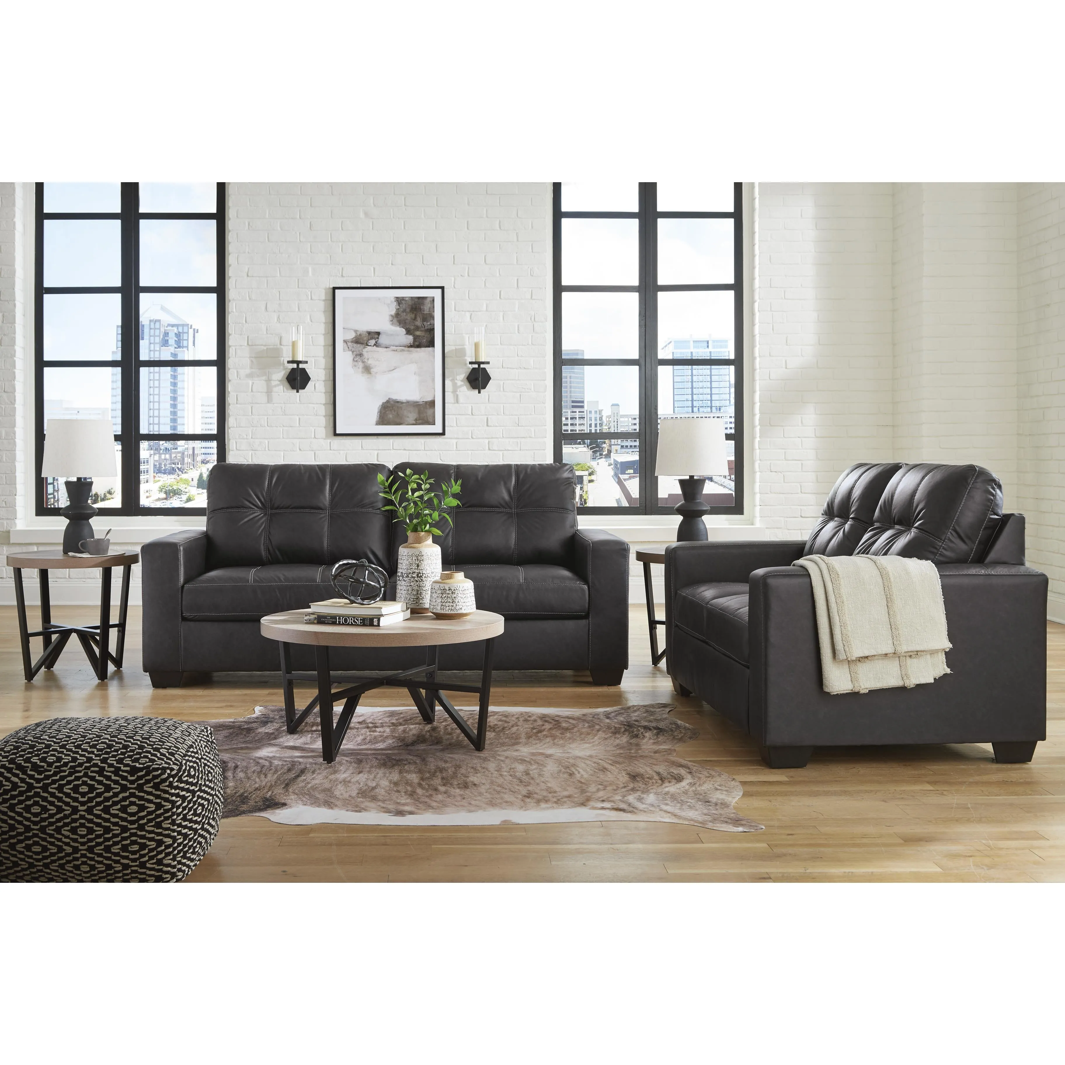 Benchcraft Barlin Mills Leather Look Queen Sofabed 1700439