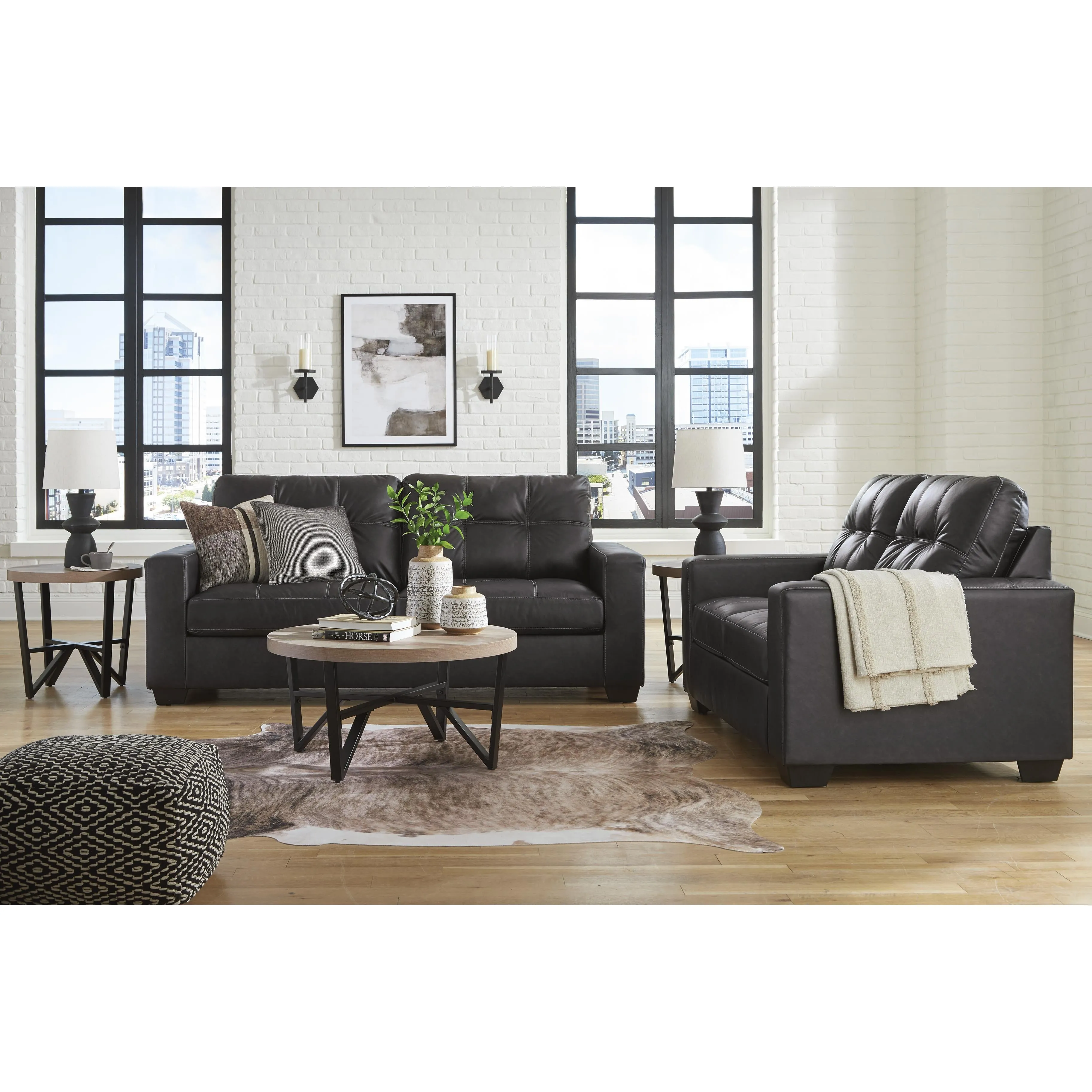 Benchcraft Barlin Mills Leather Look Queen Sofabed 1700439