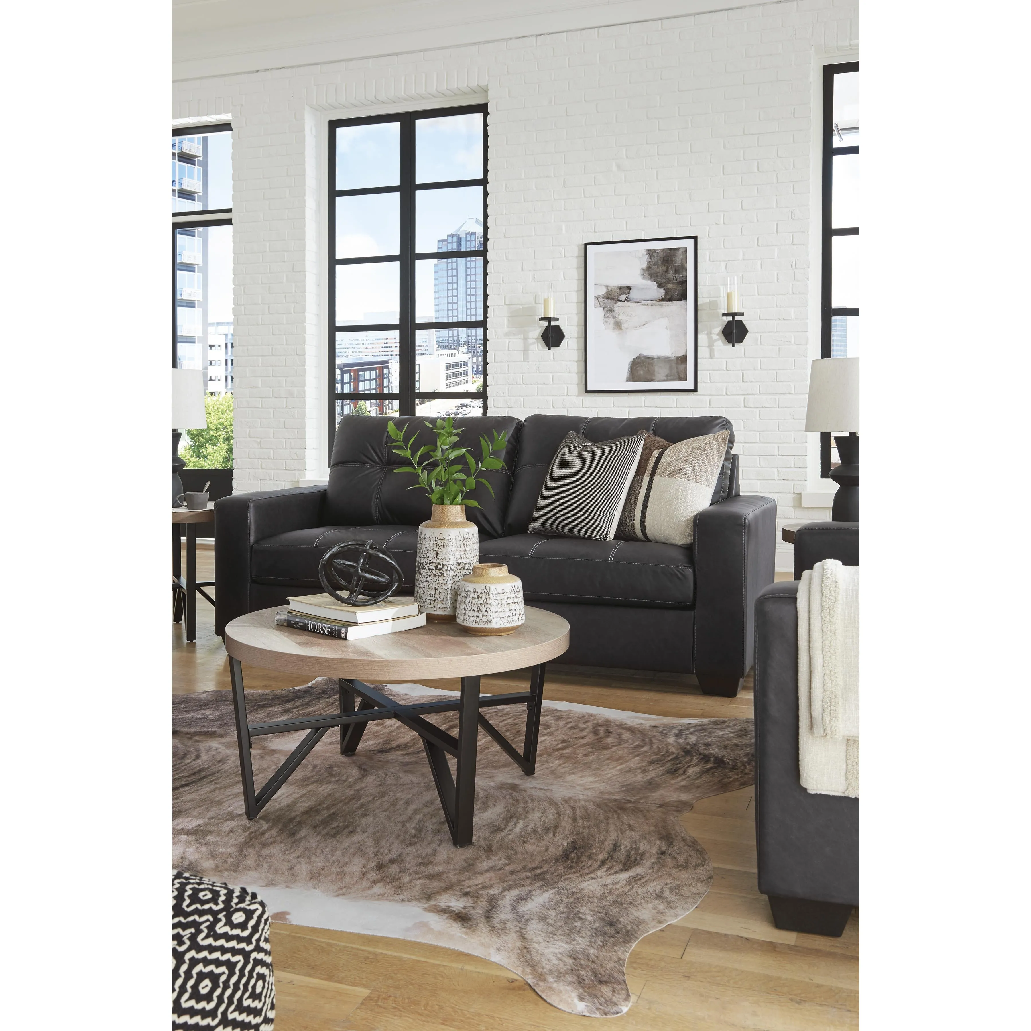 Benchcraft Barlin Mills Leather Look Queen Sofabed 1700439