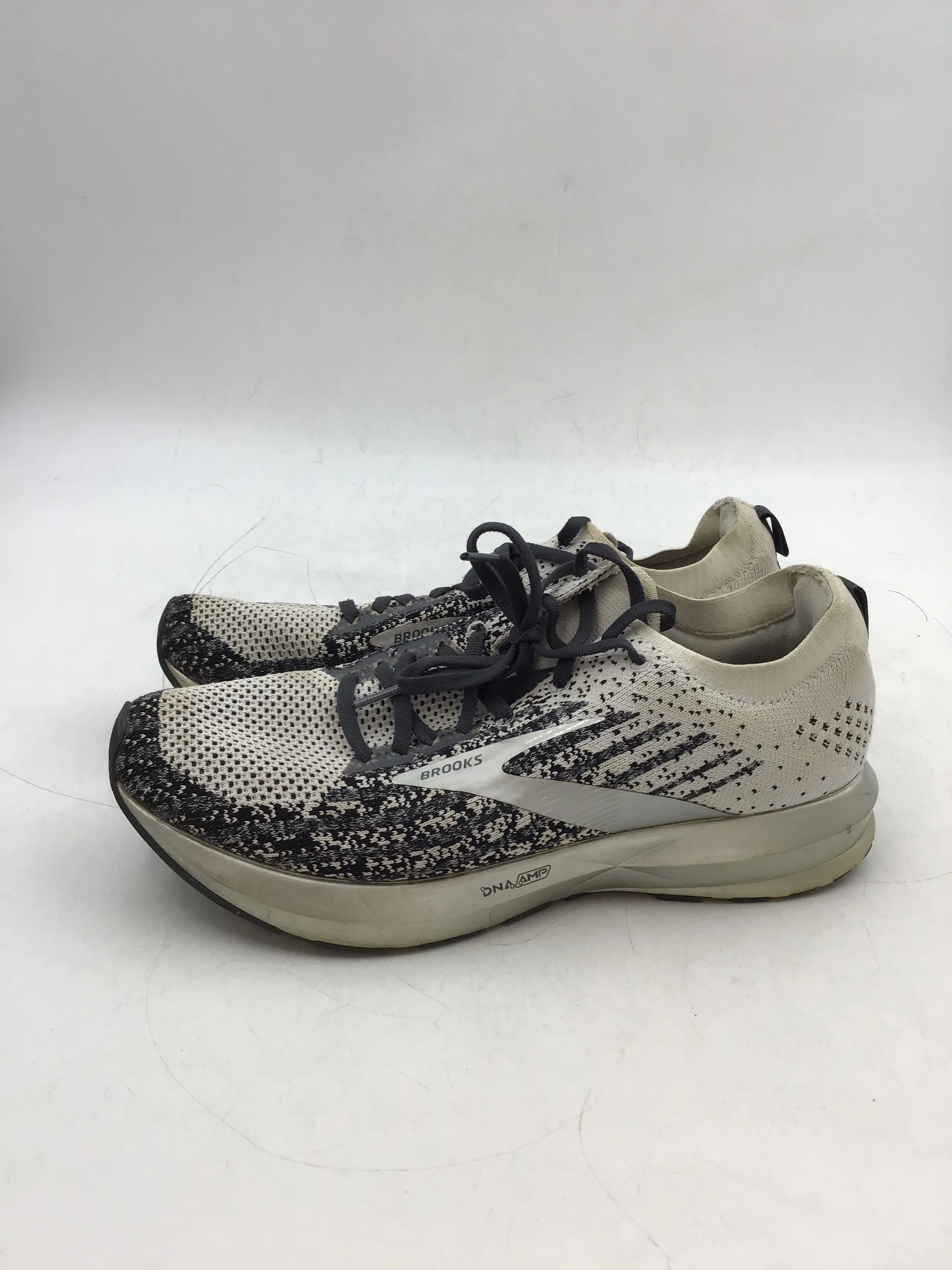 Brooks Women's Multicolor Athletic Shoes - Size 10