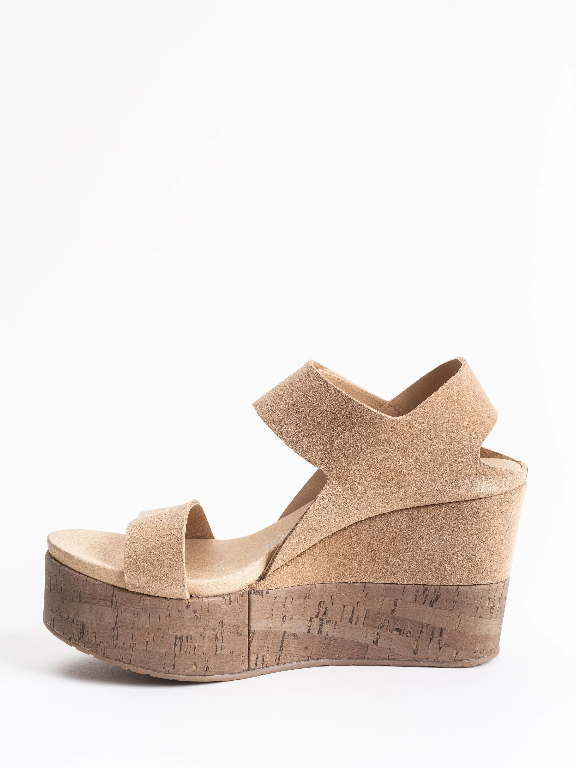 daire wedge