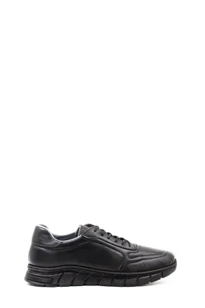 Men's All-Black Leather Sneakers with Textured Sole - Wessi