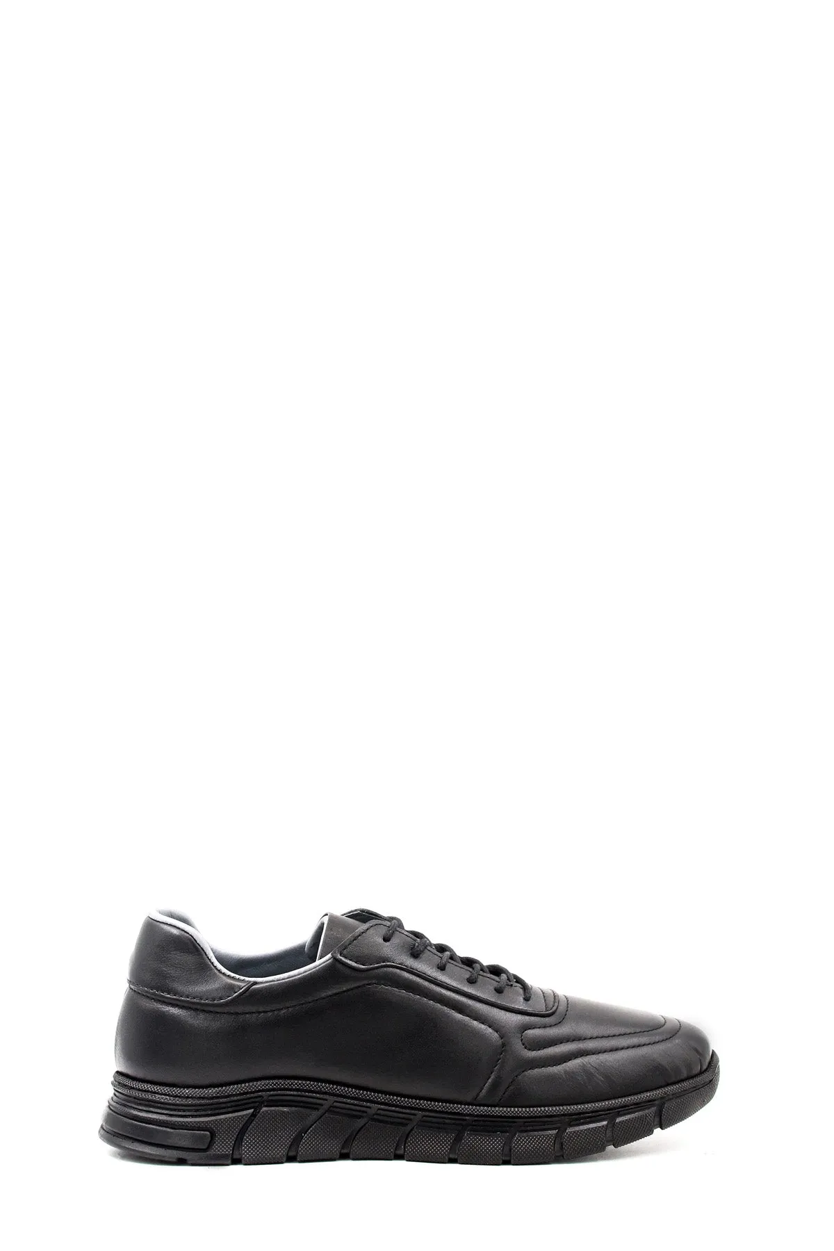 Men's All-Black Leather Sneakers with Textured Sole - Wessi
