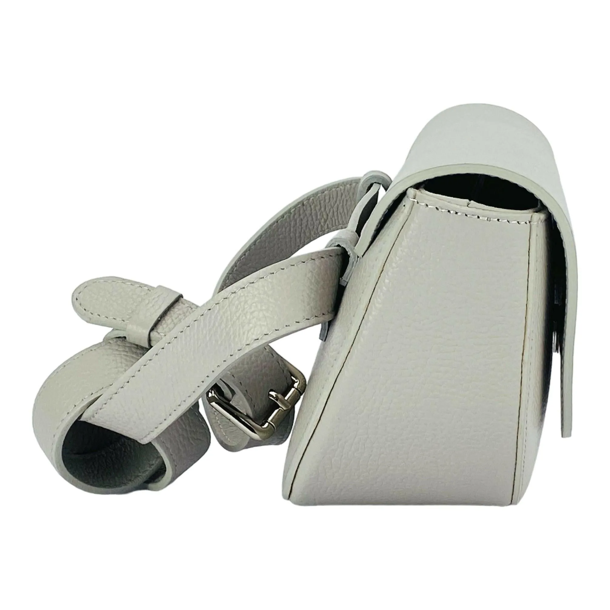 RB1027BO | Women's rounded crossbody bag in genuine leather Made in Italy. Removable and adjustable leather shoulder strap. Polished Nickel Accessories - Ice Color - Dimensions: 25 x 15 x 9 cm