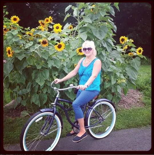 sixthreezero Scholar Women 7 Speed  26" Cruiser Bicycle