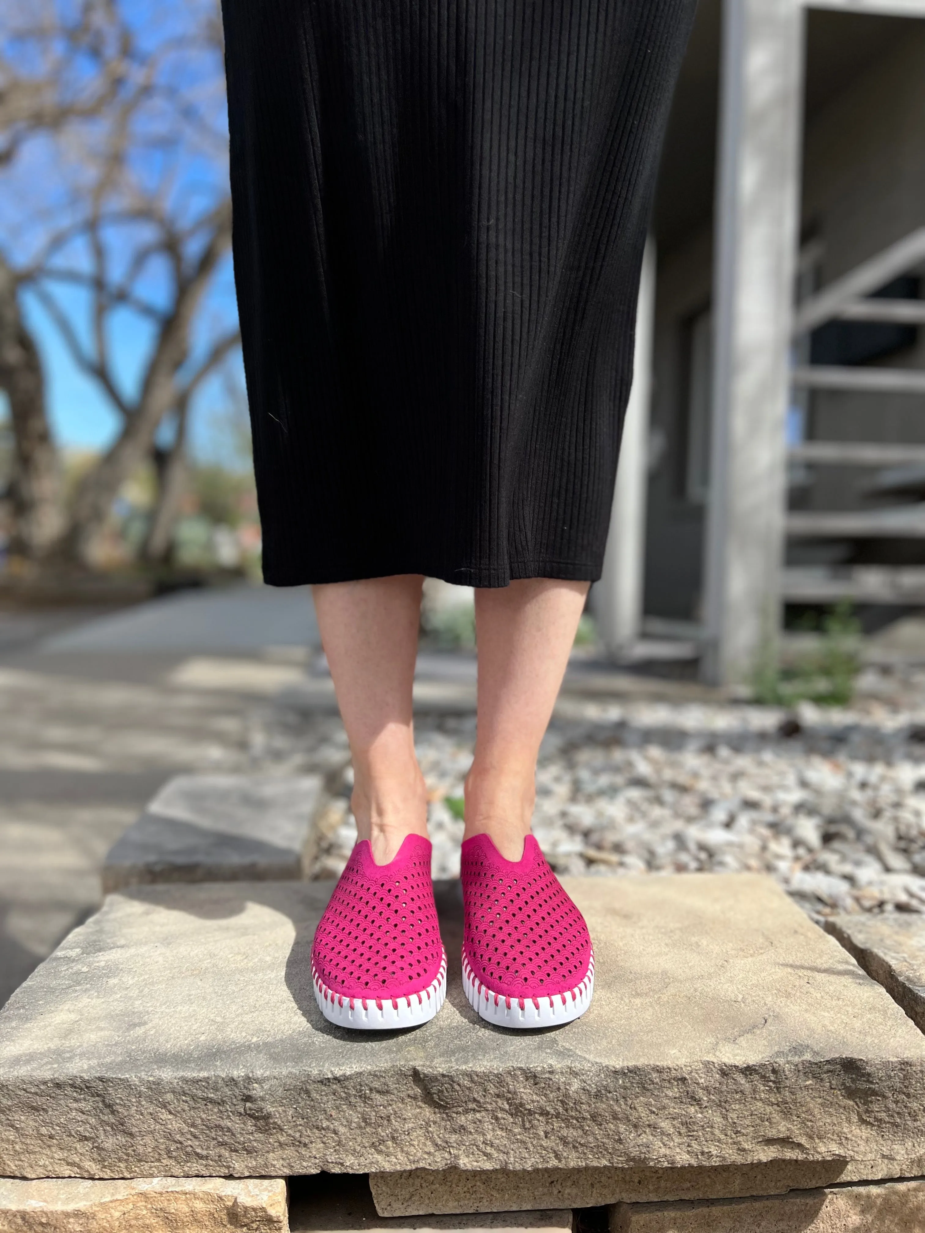 Tulip 139 in Cerise