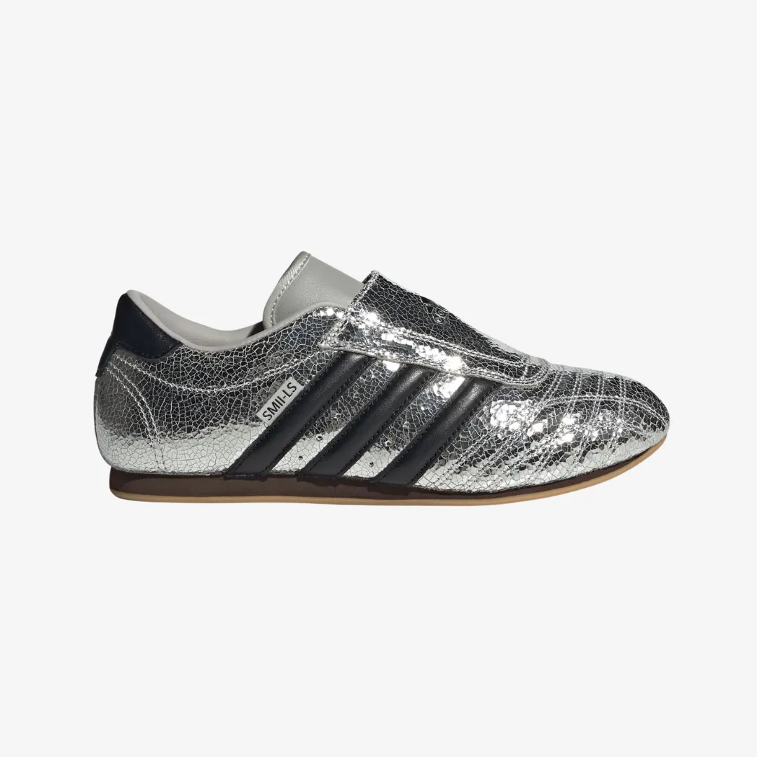 womens adidas taekwondo (metallic silver/black)