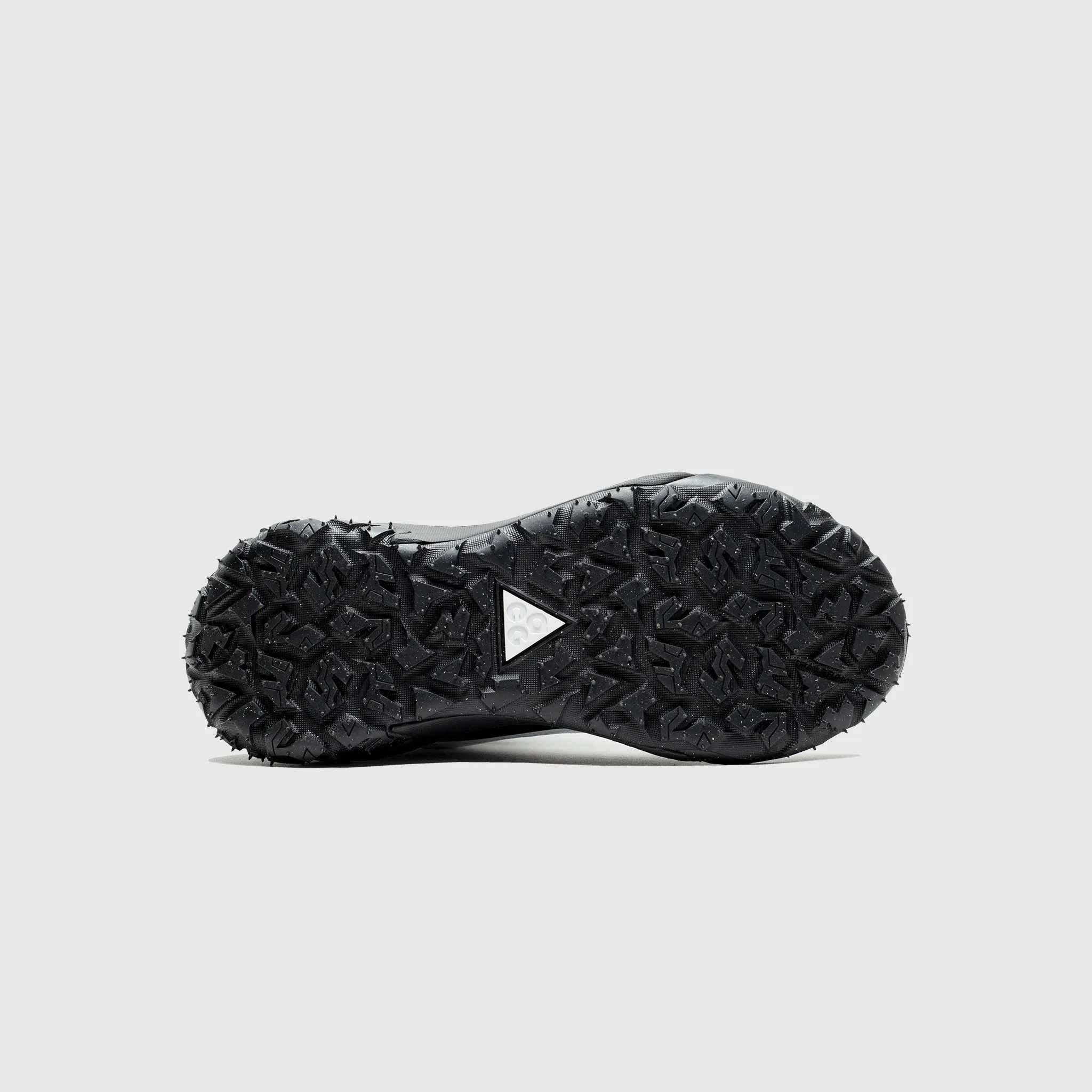 X ACG MOUNTAIN FLY 2 LOW SP "BLACK/WHITE"